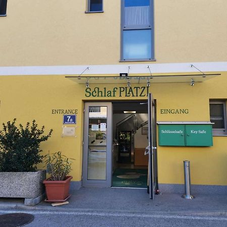 Schlafplatzl Hotel Marchtrenk Bagian luar foto