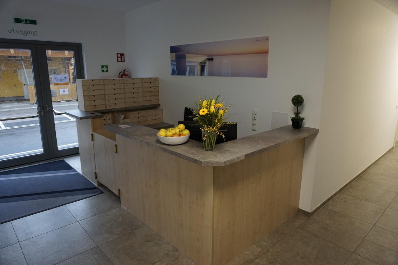 Schlafplatzl Hotel Marchtrenk Bagian luar foto